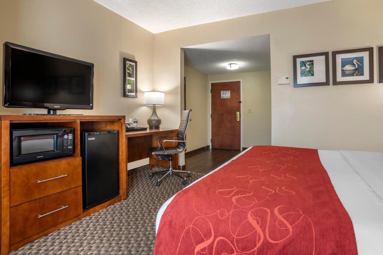 Comfort Suites Tallahassee Capitol - University Area מראה חיצוני תמונה