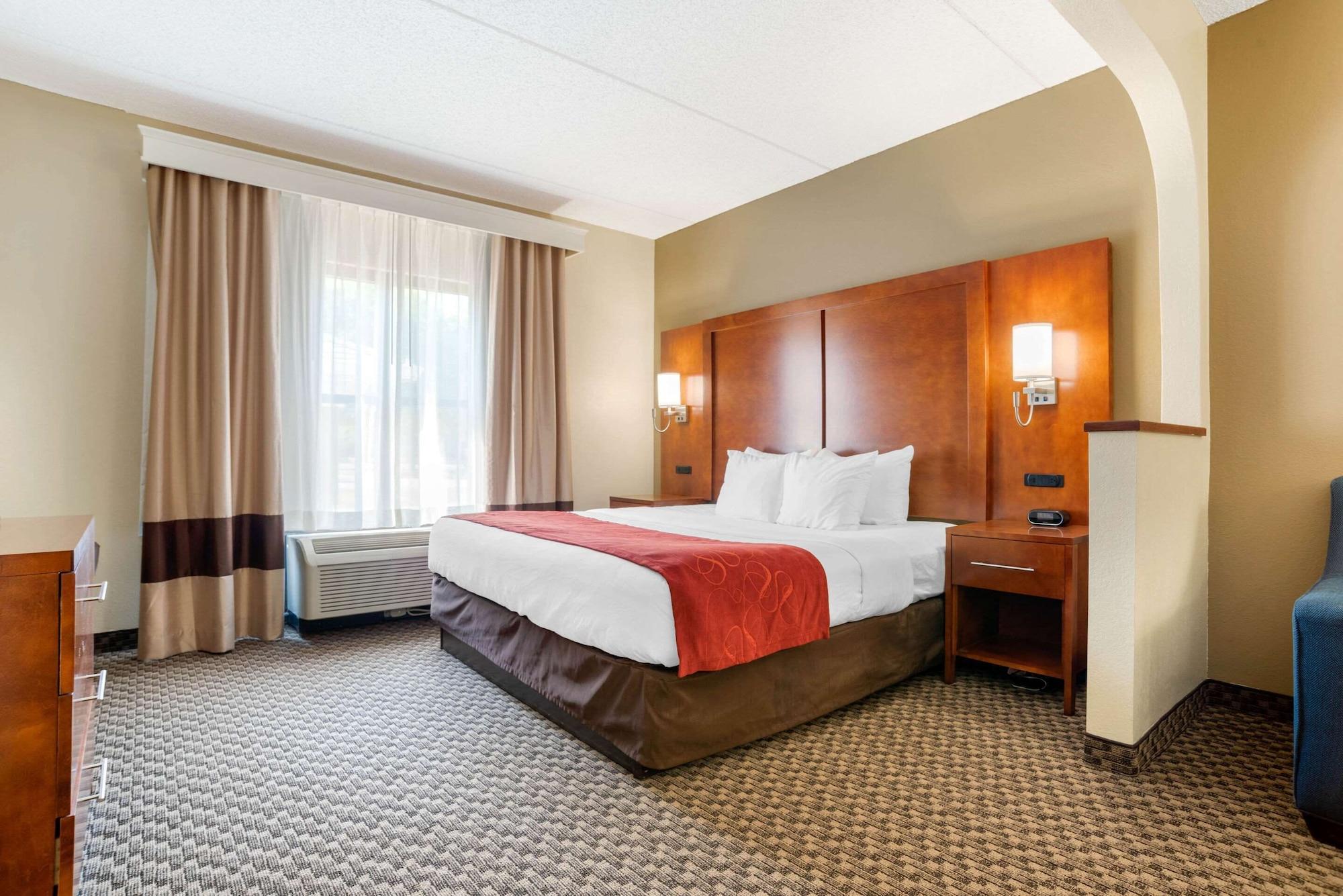 Comfort Suites Tallahassee Capitol - University Area מראה חיצוני תמונה