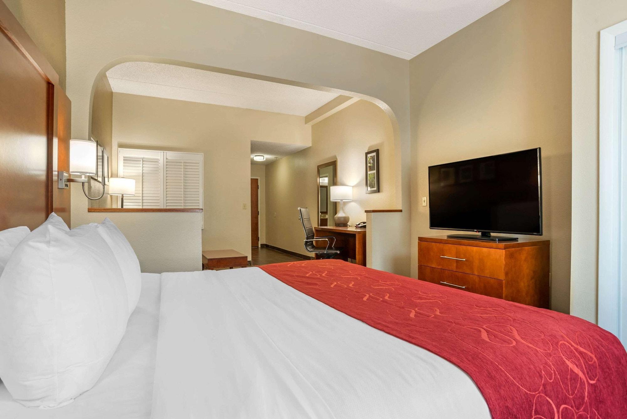 Comfort Suites Tallahassee Capitol - University Area מראה חיצוני תמונה
