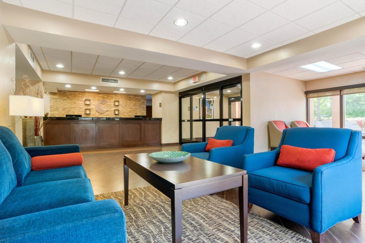 Comfort Suites Tallahassee Capitol - University Area מראה חיצוני תמונה