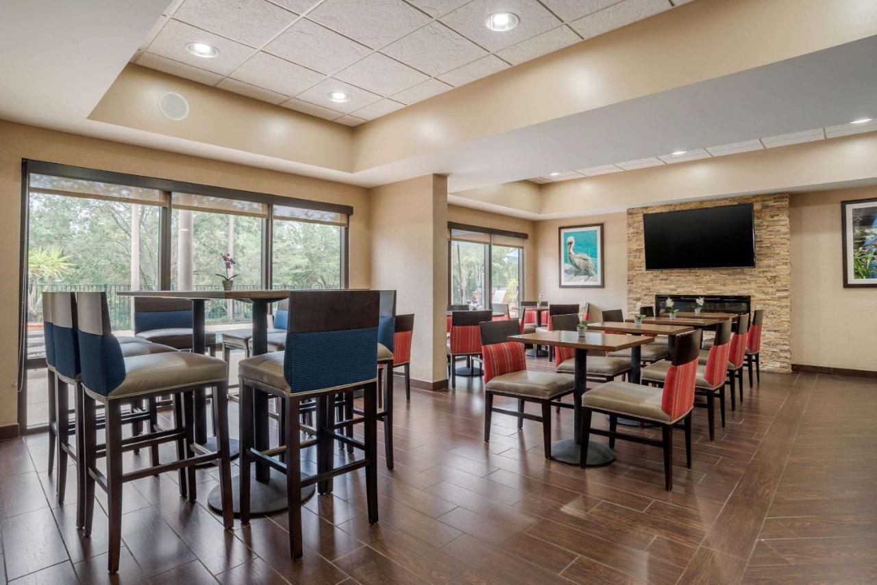 Comfort Suites Tallahassee Capitol - University Area מראה חיצוני תמונה