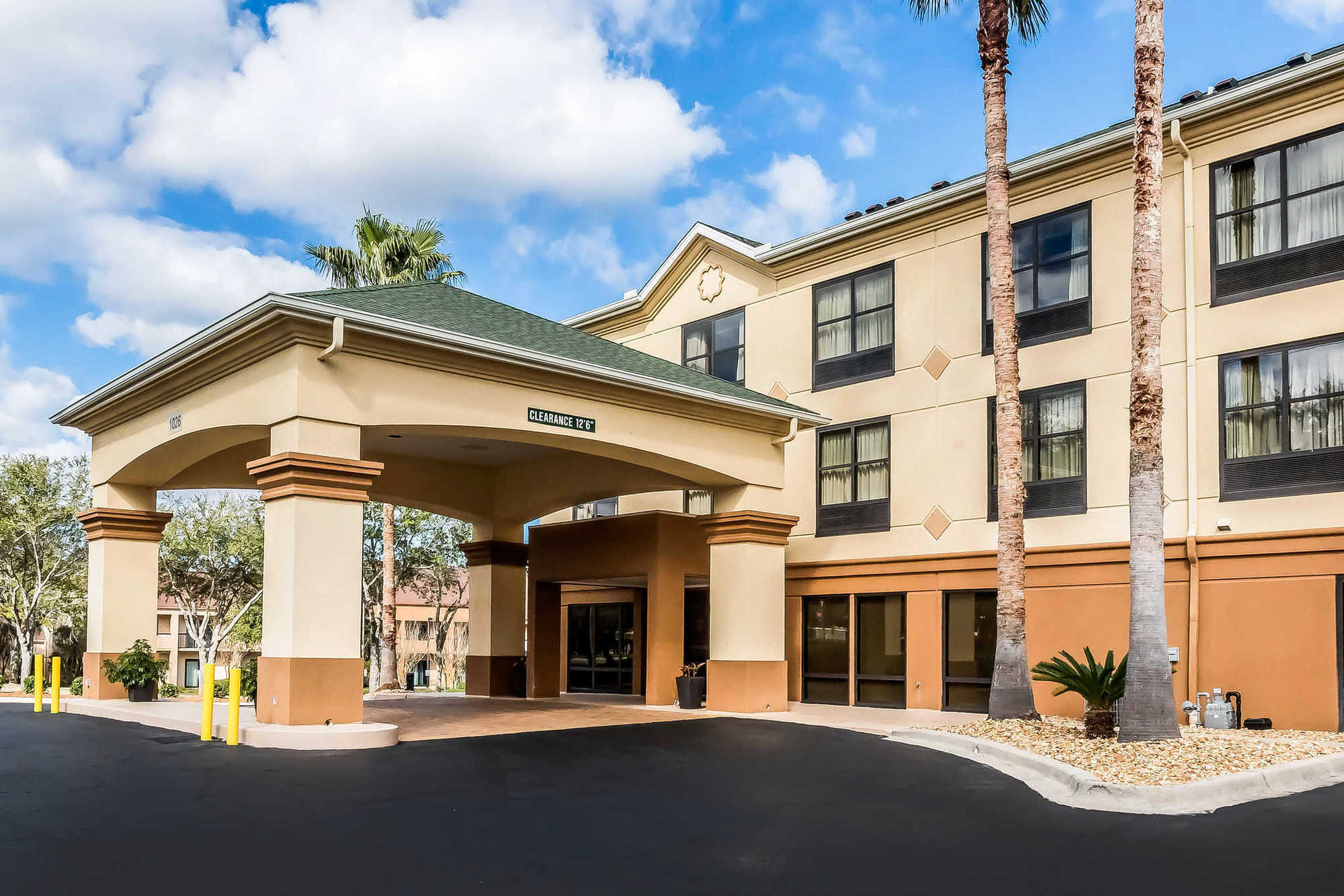 Comfort Suites Tallahassee Capitol - University Area מראה חיצוני תמונה